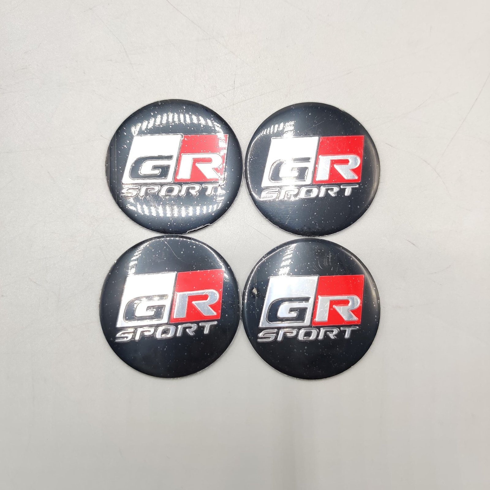 Universal 4.5mm Metal patri Wheel Logo in Premium Quality 4 Pcs Set